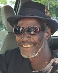 Lee Neel's Instagram, Twitter & Facebook