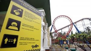 Objek wisata ini sendiri dikelola anak perusahaan yang bernama pt taman dengan membayar harga tiket masuk seaword ancol, kita bisa menyaksikan aneka satwa laut di dalamnya sehingga menambah edukasi terutama. Informasi Harga Tiket Masuk Ancol Dan Jam Operasional Yang Dibuka 20 Juni 2020 Tribunnews Com Mobile