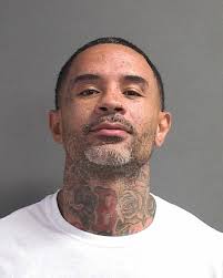 NAME: LANE BOBBY MARCUS 11/27/1986 M B Booking Date: 02/27/2025 Charges:  FLEEING OR ATTEMPTING TO ELUDE LIGHTS AND SIREN ACTIVE/POSS OF COCA/DRIVING  W/LICENSE CANCELED SUSPENDED/REVOKED/FLEEING OR ATTEMPT TO ELUDE HIGH  SPEED/2x DRIVING