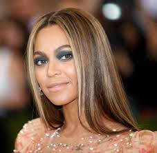 Cave, die in den letzten drei filmen. Chrissy Teigen Us Model Mit Baby Rundungen Teilt Auf Twitter Aus Welt