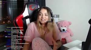 Sitemizde elanur pat sanatçısının diğer müziklerini, elanur pat bela şarkı sözünüde de bula bilirsiniz. Elanur Twitch I Birakmasi Hakkinda Konusuyor Youtube
