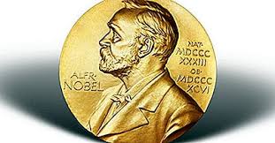 Den deles ut av den norske nobelkomite.mottaker av den årlige prisen kunngjøres tradisjonelt i begynnelsen av oktober, mens selve prisutdelingen finner sted på nobels … Hvem Var Den Forste Amerikanske Til A Vinne Nobels Fredspris 2020