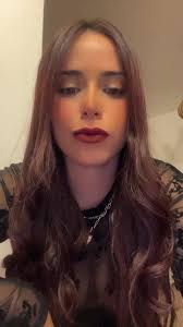 Videos de Melanie Heredia🦋 (@melanieheredia81) con “Más Que Tu Amigo