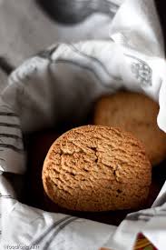Sables A La Chataigne Au Thym Et Au Parseman Sans Gluten Food For Love Aperitif Dinatoire Sans Gluten Recettes Sans Lactose Sans Gluten
