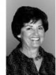 Mona Mcmanus's Instagram, Twitter & Facebook