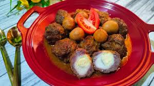 Selain dua bahan utama tersebut, ada juga komposisi lain yang menyertai seperti telur, bawang putih, penyedap rasa, dan garam. Resep Semur Daging Isi Telur Puyuh Youtube