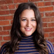 Kristen Labadie's Instagram, Twitter & Facebook