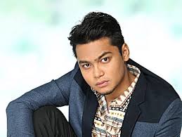 Satu kejadian yang tidak sangka membawa pertemuan antara aira qaisara dan nazmi elyas. Biodata Syafiq Kyle Pelakon Mencintaimu Mr Photographer Lokmanamirul Com