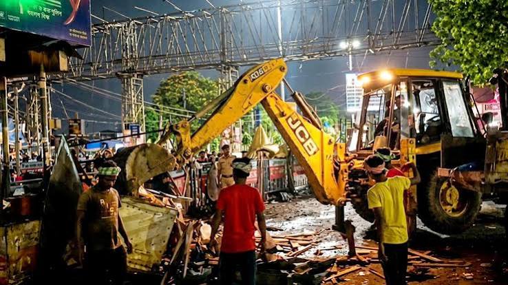 Major anti-encroachment drive conducted to clear out Howrah station area in Bengal - The Hindu
