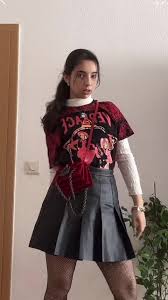 Hallo,imShelly Debow#украинскийтикток #путінхуйло🔴⚫🇺🇦 #clothes #fashion  #versace #moschino #dior #prada