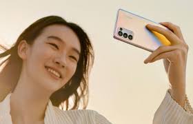 Oppo indonesia memiliki tiga lini andalan untuk pasar tanah air, yakni find x series, reno series, dan a series. Oppo Reno 5 Dan Oppo Reno 5 Pro Meluncur Ini Spesifikasi Dan Harganya Kumparan Com