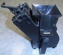 Saeco professional is a consolidated, global brand with a long tradition in the sector of coffee and vending machines. Groupe Cafe Royal Professionnel Cappuccino Digital Redesign Mena Isere Service Pieces Detachees Et Accessoires Electromenager