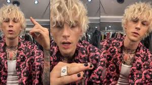 I think i'm okay by machine gun kelly, yungblud & travis barker. Machine Gun Kelly Instagram Live Stream 1 October 2020