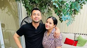 Februar 1987 in indonesien) ist ein indonesischer moderator, schauspieler und sänger. M1xvbirxxvmrmm