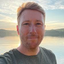 Is crack causing mushroom growing issue?