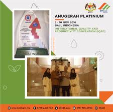 Membuka kedai 1 malaysia yang menjual barang buatan tempatan dengan kedai buku 1 malaysia juga membuktikan bahawa kerajaan sangat menitikberatkan pelajaran dalam kalangan anak muda masa kini. Kpkt On Twitter Anugerah Ini Bertujuan Menyatukan Konsep Pengurusan Alam Sekitar Dalam Dunia Islam Menggalakkan Minat Dalam Konsep Pembangunan Mampan Menerbitkan Usaha Usaha Cemerlang Dan Amalan Amalan Yang Berjaya Dalam Bidang Pengurusan Alam Sekitar