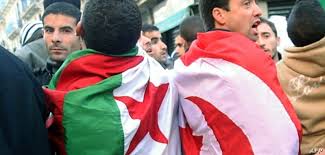 وستقام مباراة تونس والجزائر يوم الجمعة المقبل 11 يونيو. ØªÙˆÙ†Ø³ ÙˆØ§Ù„Ø¬Ø²Ø§Ø¦Ø± Ù…Ø­Ø·Ø§Øª Ù…Ø¯ ÙˆØ¬Ø²Ø± Ø¹Ù„Ù‰ Ø·Ø±ÙŠÙ‚ ØªØ§Ø±ÙŠØ® Ø·ÙˆÙŠÙ„ Maghrebvoices