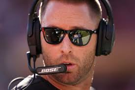Kliff Kingsbury Got Sideline Passes for Model From Opposing Coach