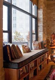 30 Idees Pour Amenager Un Coin Sous La Fenetre Coin Sous La Fenetre Idee Deco Maison Maison