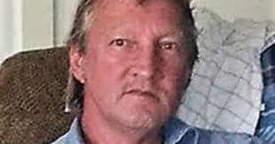 Alan Jeter's Instagram, Twitter & Facebook