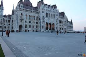 All images on this site are exclusive property and may not be copied, downloaded. Kossuth Ter Budapest Az Atepitett Kossuth Lajos Ter