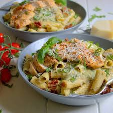 Pate Sauce Bechamel Au Pesto Et Poulet Cuisine Bechamel Sauce Pesto