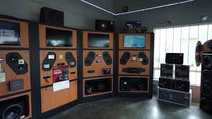 Įmonės custom sound veiklos vieta: Car Stereo Foss Audio Tacoma Puyallup Kent Tukwila Wa