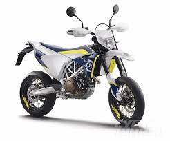 Husqvarna 701 Supermoto First Look Review Production Version Of This Big Thumping Supermoto Is Poised To Go Supermoto Bike Husqvarna
