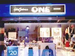 The Michael Jackson One Boutique At Mandalay Bay Casion Hotel Resort Michael Jackson One Michael Jackson Las Vegas Shows
