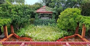 In addition to low startup cost, there are literally hundreds of kiosk business ideas you could operate. Fernando Caruncho S Famous Green Garden In Madrid Architectural Digest