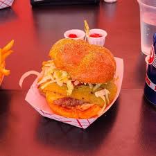 BIG EARL'S GREASY EATS