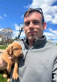 Hi, this is Ted. Ted is 10 weeks old today. He is our first Vizsla 🐾 We  brought him home