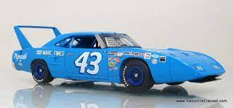 All of the nascar drivers now days are cheaters. Spark 1 43 1970 Plymouth Super Bird No 43 Richard Petty Awesome Diecast Richard Petty Vintage Cars Tractor Tires