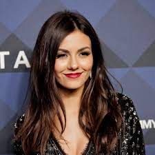 Victoria justices photos leaked from icloud. Victoria Justice Reacts To Aerial Banner Proposal Teen Vogue