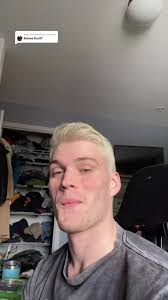 Reply to @its.fabian.oni Evan frost anyone? #emmafrost #xmen #greenscreen