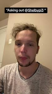 Derek Casper's Instagram, Twitter & Facebook