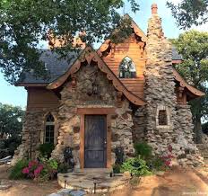 60 Beautiful Small Cottage House Exterior Ideas Cottage House Exterior Small Cottage Homes Cottage House Plans