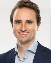 Dr. Mathias Huebener