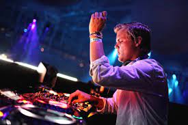 avicii エンターテイメント レヴァンドフスキ
