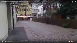 Eine Runde Um Das Nonnenhaus Mit Dem Ammerkanal In Den Alten Botanischen Garten Bota Structures Road