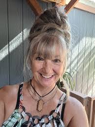 Amy Whitlatch's Instagram, Twitter & Facebook