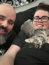 Hi there, My fiancée, our wonderful kitty & I REALLY need a place to stay.  We're looking for a place or room around $1100-$1300 if possible. We're  both disabled and we've been