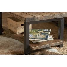 It measures about 38 long, so it's modestly sized enough to fit in just about any living room, no matter how small. Pin On Mesinha Centro
