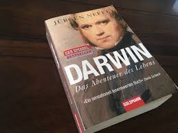 Als sachbuchautorin hat sie bereits einige bücher veröffentlicht, und marx stand still in darwins garten. Ilona Jerger Und Marx Stand Still In Darwins Garten Mit Sekundarliteratur Literatur Im Fenster