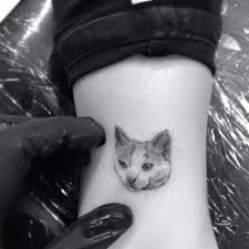 On this part of the body it is possible to do drawings or. Simple Black Cat Tattoo Ideas Novocom Top