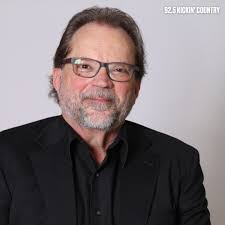 TJ was a passionate supporter of Stingrays hockey since 1993. From his days  at 103.5 WEZL to his most recent work at 92.5 Kickin' Country with  Charleston Media Solutions, TJ was always