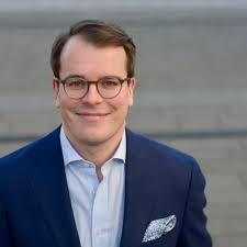 Julian Weber (@julian_wbr)