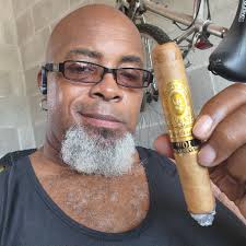 You smoke to look cool, I smoke to keep my cool. We ain't the same✌🏽