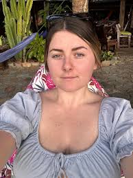 Room for rent in Broome house