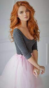 Absolute Stunner By Valday86 On Deviantart Beautiful Red Hair Red Haired Beauty Beautiful Redhead